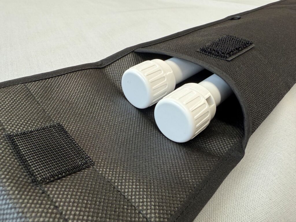 のぼりポールを2本入れた収納バッグ